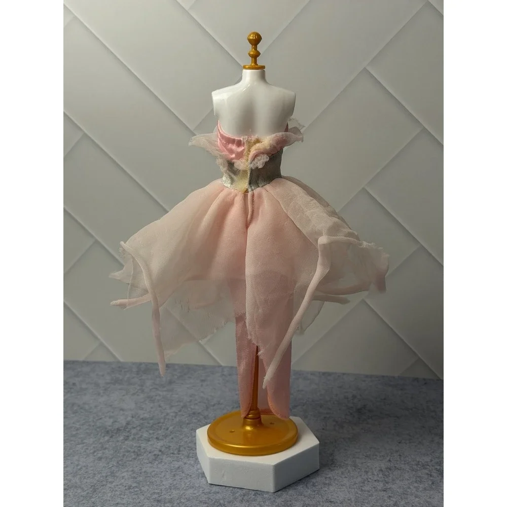 1991 Barbie Fashion Gift Pack Set Pink Silver Dress Gown Strapless Tulle Skirt